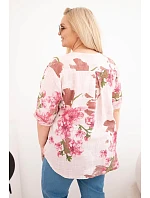 Dámská bavlněná halenka Plus Size s výstřihem do V a květinovým vzorem pudrově růžová Dámská bavlněná halenka Plus Size s výstřihem do V a květinovým vzorem pudrově růžová