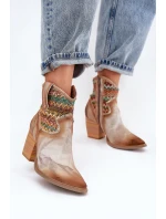 Kožené Boty Kovbojky Na Podpatku S Dekorativním Pletením Maciejka 06810-29 Multikolor