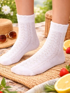 Dámské prolamované ponožky 205