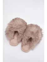 Dámské domácí pantofle s kožíškem – béžové Iseline