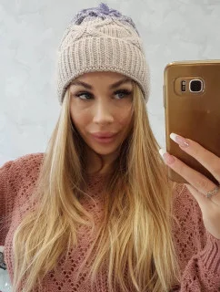 Dámská zateplená čepice Alice K248 Béžová s fialovou - Oliwier