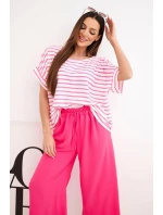 Dámský komplet z viskózy s pruhovanou blůzou a širokými kalhotami s gumou fuchsie