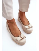 Kožené baleríny na platformě s ozdobou krémové Lewski 3384 Kožené baleríny na platformě s ozdobou krémové Lewski 3384