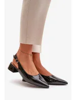 Lakované baleríny na nízkém podpatku se špičatými nosy černé Anarinne