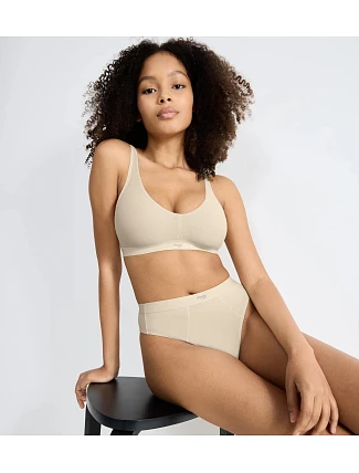 SLOGGI EVER EASE – String z organické bavlny s technologií HeiQ Smart Temp Sloggi