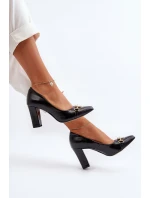 Černé kožené lodičky na podpatku se srdcem Zazoo 2453/OS Černé kožené lodičky na podpatku se srdcem Zazoo 2453/OS