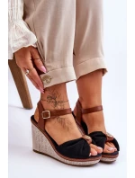 Dámské sandály na klínku s ozdobou černá Candice