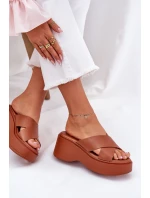 Dámské sandály na platformě a klínu camel Nelithraea Dámské sandály na platformě a klínu camel Nelithraea