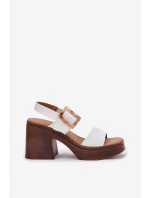 Dámské sandály na masivním podpatku a platformě Bílé Vinceza 17387