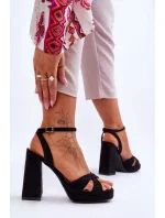 semišové sandály na čtvercovém podpatku Černé Powerful