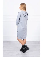Neomezené šedé šaty