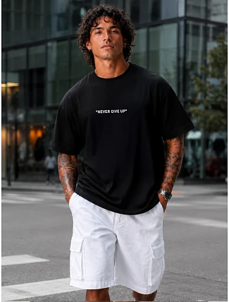 Pánské tričko oversize s nápisem NEVER GIVE UP černé FashionStreet NX1041R