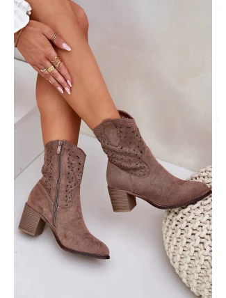 Dámské kožené kotníkové boty ve western stylu na podpatku S.Barski – hnědé Dámské kožené kotníkové boty ve western stylu na podpatku S.Barski – hnědé