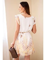 Dámské šaty s plisovaným rukávem a ozdobným páskem žluté