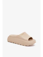 Dámské pěnové pantofle na platformě Big Star – béžové Dámské pěnové pantofle na platformě Big Star – béžové