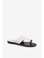 Dámské ploché eko kožené pantofle se zlatým detailem Bílá Lavessa