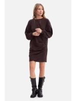 B298 Úpletové šaty s bočními záhyby - tmavá čokoláda