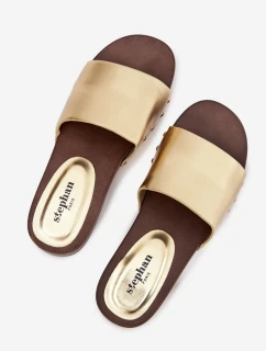 Dámské žabky se zlatými sponkami Terissa