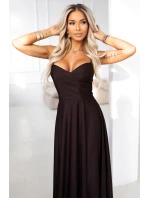 646-1 Dlouhé společenské šaty bez ramínek s rozparkem na nohou - čokoládově hnědé