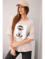 Dámská bavlněná oversize halenka s krátkým rukávem a potiskem béžová Dámská bavlněná oversize halenka s krátkým rukávem a potiskem béžová