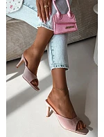 Klapky na podpatku model 226525 Step in style