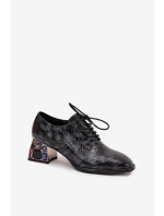 Kožené lakované dámské lodičky na podpatku s krystaly Artiker 57C0072 šedé Kožené lakované dámské lodičky na podpatku s krystaly Artiker 57C0072 šedé