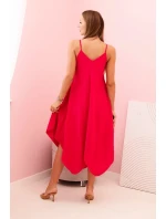 Dámské šaty na ramínkách rozšířené s asymetrickým lemem fuchsie Dámské šaty na ramínkách rozšířené s asymetrickým lemem fuchsie