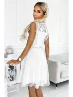 454-1 Šaty GRETA s krajkou a zlatým páskem - BÍLÉ