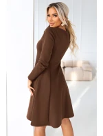 574-2 IVANA pohodlné trapézové šaty s výstřihem a dlouhými rukávy - čokoládové
