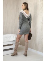 Dámské šaty s 3/4 rukávy a krajkou na zádech khaki Dámské šaty s 3/4 rukávy a krajkou na zádech khaki