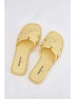 Dámské pantofle na ploché podrážce Žluté Lorania