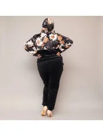 Černý dámský květovaný velurový komplet (8228)