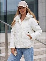 Dámská zimní prošívaná bunda s kapucí v barvě ecru FashionStreet TY5938 Dámská zimní prošívaná bunda s kapucí v barvě ecru FashionStreet TY5938