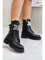 Zateplené pracovní boty s ozdobným pásem a přezkami černé Viveria Zateplené pracovní boty s ozdobným pásem a přezkami černé Viveria