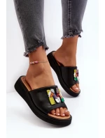 Dámské kožené pantofle s černým zdobením Asames Dámské kožené pantofle s černým zdobením Asames