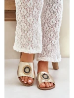 Kožené sandály s ozdobou na plochém podpatku Zazoo 3047/O zlaté