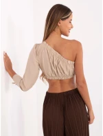 Krátká béžová dámská halenka přes jedno rameno (5267)
