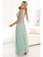 637-5 Dlouhé maxi šaty s brokátovým akcentem a hlubokým výstřihem - pistáciová barva