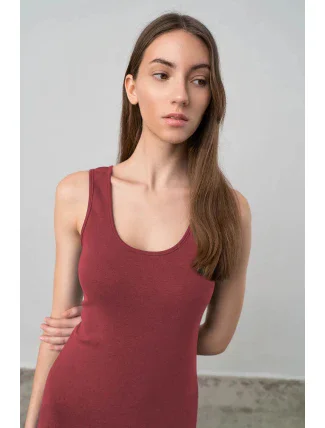 Jednoduché šaty bez rukávů 70030 - Vamp Jednoduché šaty bez rukávů 70030 - Vamp