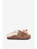 Dámské pantofle s ozdobami a sponou, zateplené kožíškem – hnědé Thalora Dámské pantofle s ozdobami a sponou, zateplené kožíškem – hnědé Thalora