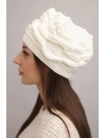 Dámská zimní čepice z vlny s ozdobným vzorem a kamínky K397 ecru