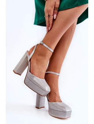 Dámské sandály třpytivé na podpatku stříbrne Rosel Dámské sandály třpytivé na podpatku stříbrne Rosel