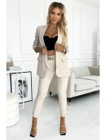 492-1 Elegantní souprava - sako a kalhoty s páskem - béžová