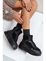 Dámské sneakersy na platformě s kožíškem typu beránek Lee Cooper LCJ-24-47-3145 Černé