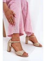 Dámské Sandály Na Podpatku S Dekorativním Páskem Eko Kůže Zlaté Triavera