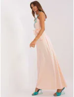 Šaty LK SK 506640 1.13P broskev Šaty LK SK 506640 1.13P broskev