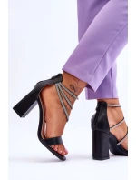 Módní sandály se zirkony černé Carma