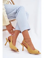Dámské sandály na podpatku Eko semiš žluté Sevina