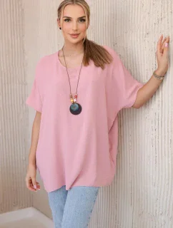 Oversized halenka s přívěskem tmavě růžová