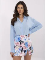 Světle modro-růžová květovaná krátká dámská šortko-sukně (A8933) Světle modro-růžová květovaná krátká dámská šortko-sukně (A8933)